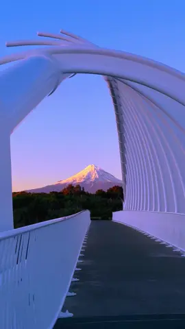 First light hitting the Majestic Mount Taranaki from “Te Rewa Rewa Bridge” #terewarewabridge #newplymouth #mounttaranaki #sunrise #newzealand #taranaki 