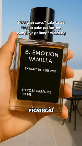 Soal wangi tahan lama jelas seharian dong #parfum #parfumtiktok #parfummurah #parfumcowok #parfumtahanlama 