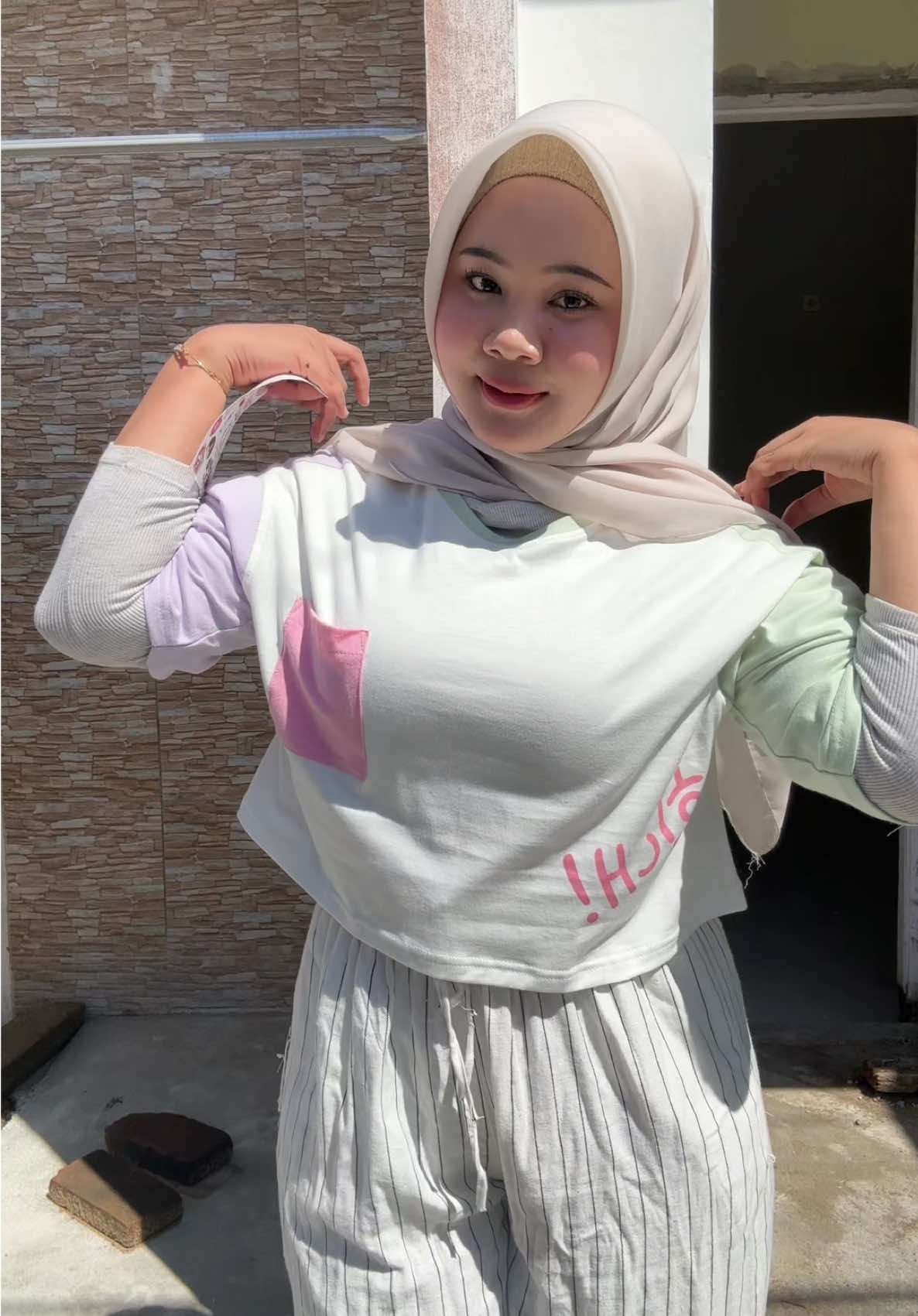 Bb/tb 70/157 crop warna pastel super gemess