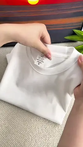 Comprei esse kit com QUATRO camisetas básicas aqui no tiktok com muuuito desconto#good #tiktokshop 