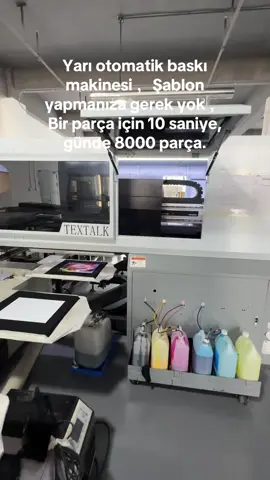 Yarı otomatik baskı makinesi ， Şablon yapmanıza gerek yok ， Bir parça için 10 saniye, günde 8000 parça. #dtfprinter #dtf #dtffilmprinter #dtftransferprinter #dtgprinter 