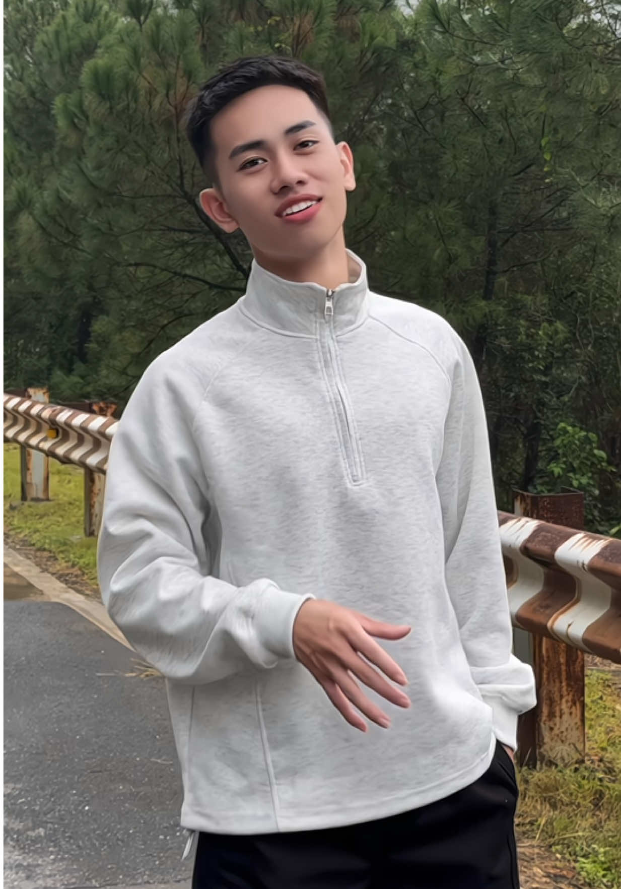 [DEAL MỞ BÁN] Áo Sweater Half