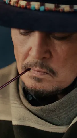 “In the wild, everything is always in front of you.” @Johnny Depp puts pen to paper, stroke by stroke.   #DiorBeauty #DiorParfums #DiorSauvage 