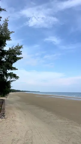 Biển Trà Cổ nhiều nước quá.