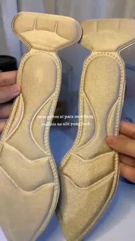 iwas paltos & maduming sapatos💫 comfortable ka na sa mga sapatos mo kapag meron kang ganto, no need na maglagay ng papel sa loob ng sapatos🤣 #insolepad #comfyshoes #shoecleaning #fyp #shoes 