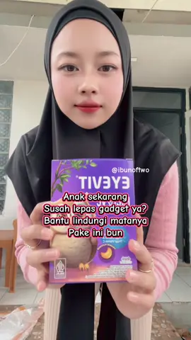 Mata sehat bikin anak aktif & fokus ✨ Eyevit Gummy mengandung Omega-3 & Lutein untuk cegah mata kering, jaga retina, dan lindungi mata dari kerusakan. Yuk, jaga kesehatan mata anak sejak dini! 💛 @Lapi Official Shop  #EyevitGummy #LapiLabs #KesehatanMataAnak #MomTips #ParentingTips