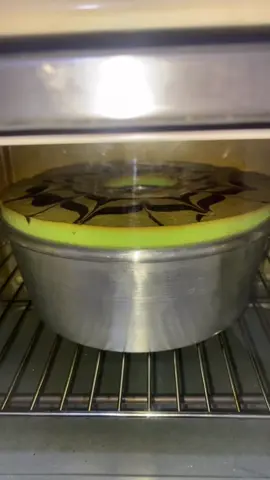 Bolu pandan mengembang sempurna😍😍  #bolu #bolupandan #bolupandanpanggang #fyp #fyppppppppppppppppppppppp 