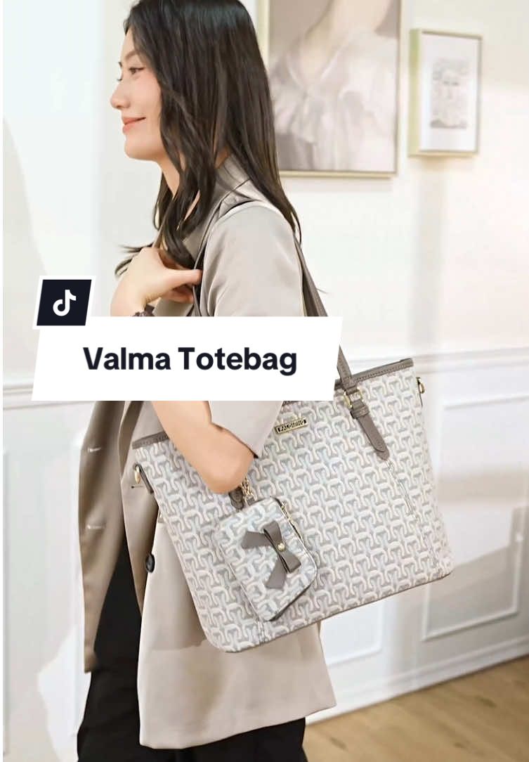 Step up your everyday style with the Valma Totebag ✨ Neutral, spacious, and effortlessly elegant. Complete with a removable mini wallet charm, it’s perfect from office to hangouts. Multi-way, stylish, and truly versatile #Palomino #TasMewah #TasAesthetic #OOTD #outfitideas 