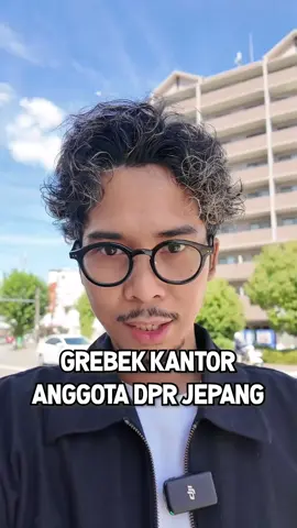 Beliau adalah temen gw Sekretaris Perdana Menteri Miyazawa Kiichi Sekretaris Aisawa Ichiro, Mantan Wakil Menteri Luar Negeri Sekretaris Hashimoto Toru, Mantan Gubernur Prefektur Osaka Sekretaris Khusus Hashimoto Toru, Mantan Wali Kota Osaka Kepala Cabang Osaka, Koukyō Network Association Wakil Sekjen, Nippon Ishin (Partai Inovasi Jepang) Kepala Divisi, Nippon Ishin (Partai Inovasi Jepang), Cabang Distrik ke-7 Osaka Direktur, Komite Tetap DPR untuk Lahan, Infrastruktur, Transportasi, dan Pariwisata Anggota, Komite Khusus DPR untuk Revitalisasi Regional, Kebijakan Anak, dan Promosi Masyarakat Digital