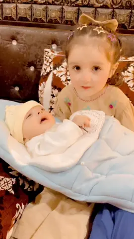 Two little rays of sunshine in one frame 🌸🌞 . . . . #unfreezemyacount #showsomelove #viral #fyp #foryoupage 