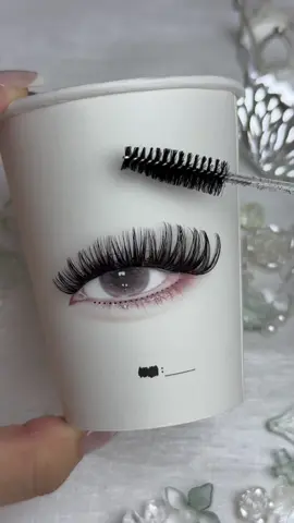 Velvet Touch. Lash Map:10 12 14 14 16 16. D curl lashes.#diylashes #youluckbeauty #youlucklashes #lashmapping #diylashextensions #lashclusters 