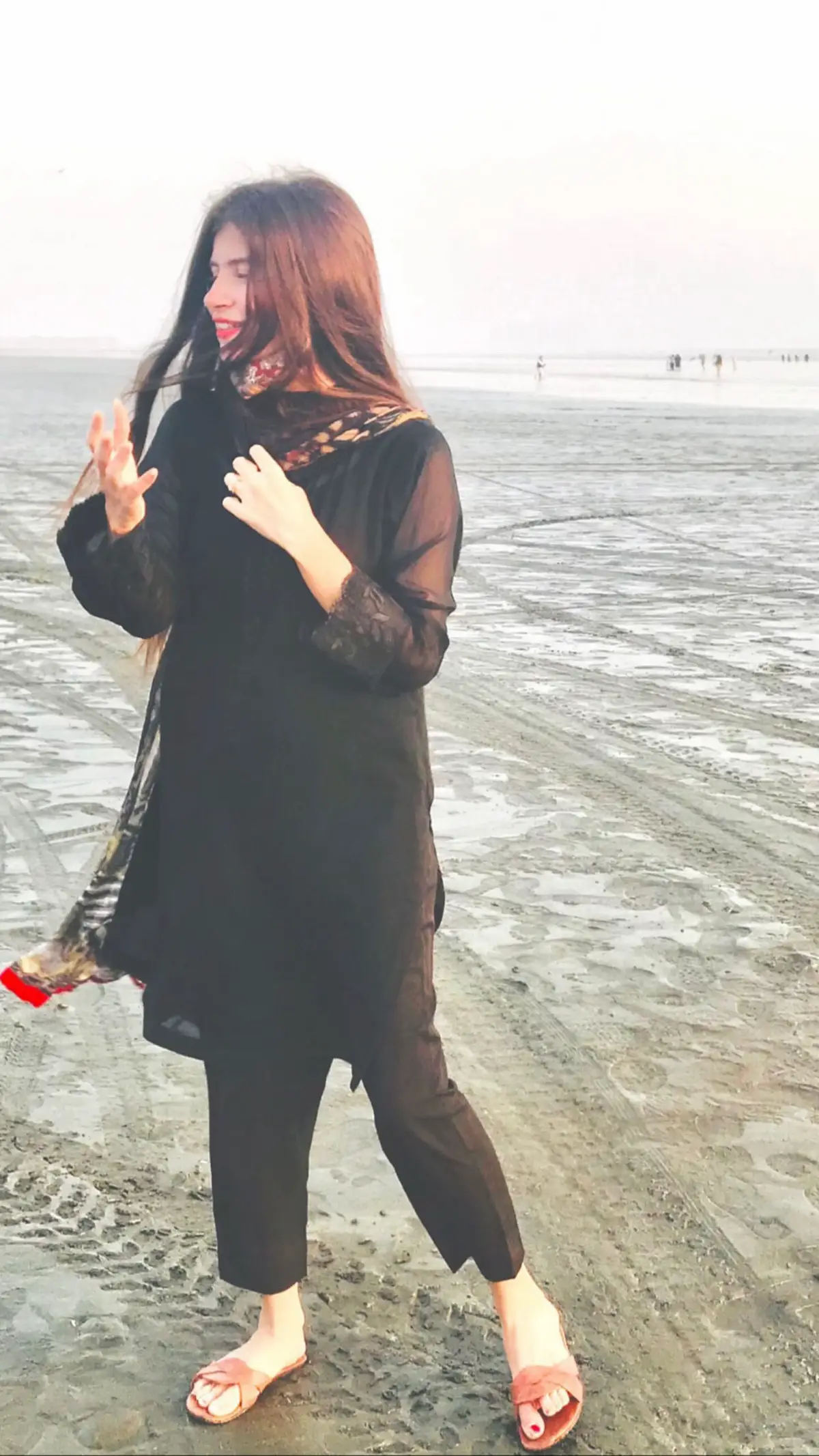 🖤 . . #foryou #100kviews #goviral #sindhisong #foryoupageofficiall 