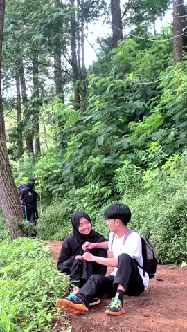 when yaa  #pendakifomo #pendakifomo😚 #lewatberandamu #mountiandate #bismillahfyp 