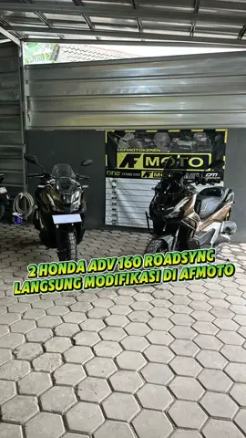 Modifikasi 2 Motor Honda ADV 160 Roadsync Menggunakan aksesoris by AFMOTO🔥 1.Crashbar v2 2.Cover crankcase  3.Jok euro 3 latex 4.Windshield tinggi smoke 5.Foglamp duromoto X2 #afmotoshop #afmoto #afmotokeren #adv160roadsync 