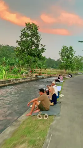 Sore nyantai #pandansari #batang #wisatakuliner 