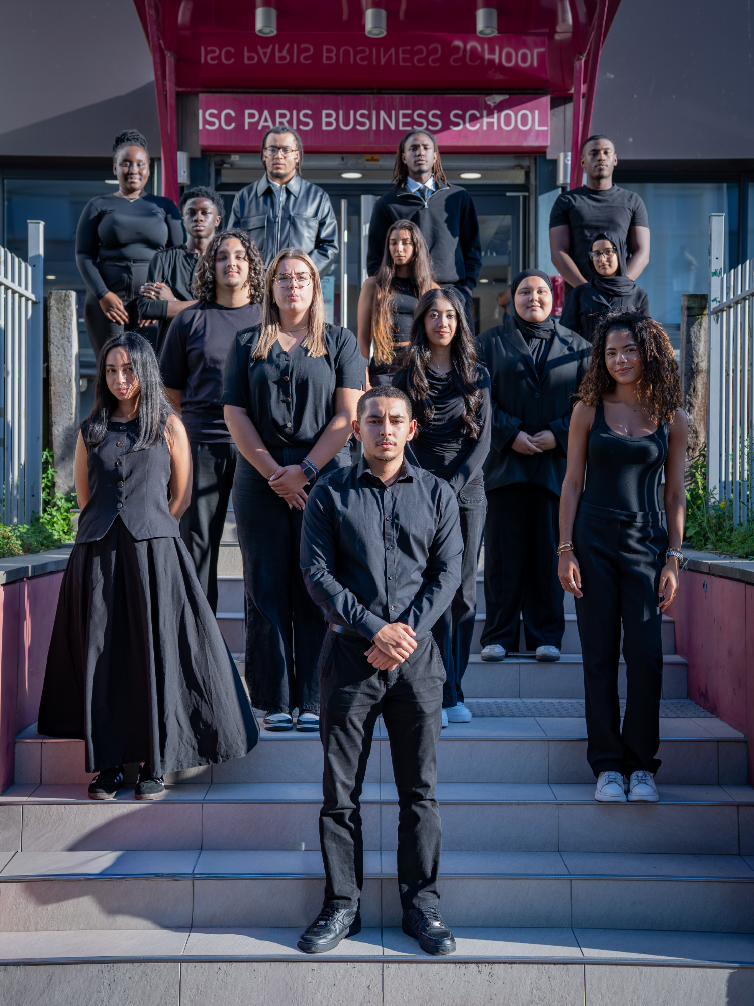 🤝 Une entreprise étudiante qui fait rire… et qui fait du bien 💫 Human, c’est du soutien à l’enfance + un Grand Rex plein à craquer chaque année. #associationetudiante#tiktokfr#campuslife #studentlife #association