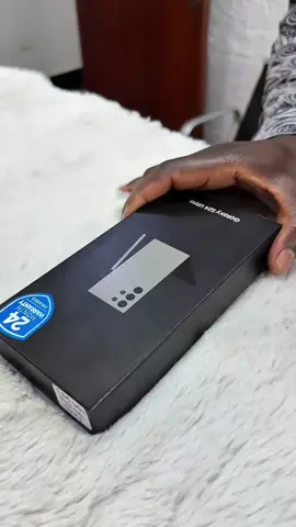 Unboxing Brand New Samsung Galaxy S24 Ultra 12|256GB Titanium Gray  💰109,000 ❗24 Months Warranty  📍Moi Avenue Bihi Towers 4th Floor Shop 3  🚚📦Deliveries done Countrywide  ☎️0707300000 ☎️0725271965 #s24ultra #unboxingvideo #samsung 