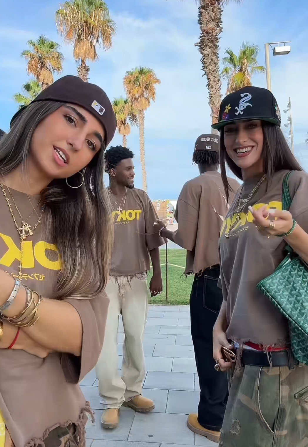 tshirt @Seventeen G’s 🗣️ #streetwear #OOTD #fyp #style #TikTokFashion 