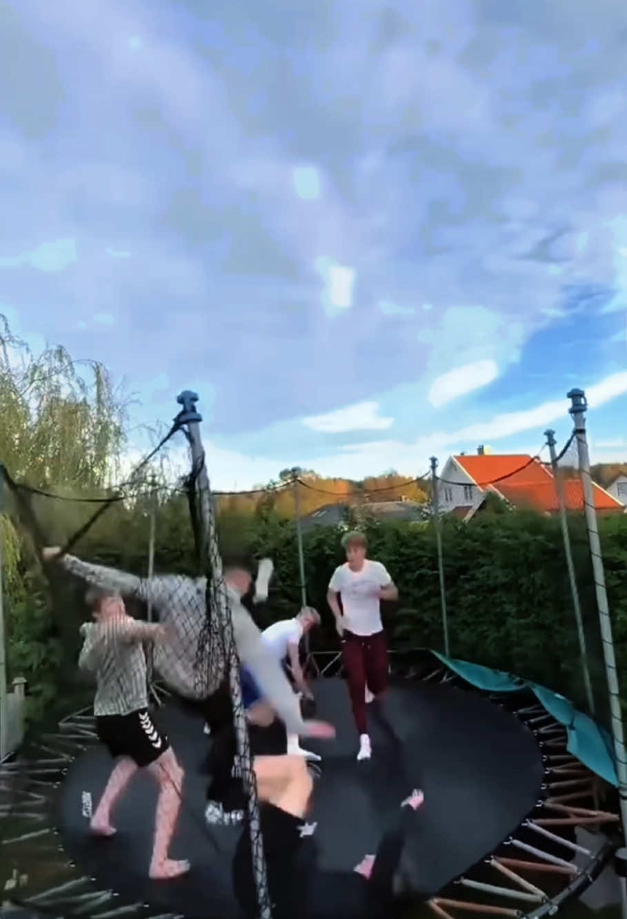 Funny jump fail #funny #fail #funnyvideos #foryou #funnytiktok 