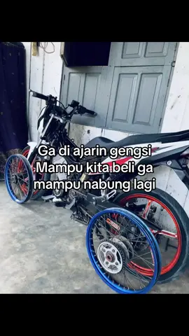 😊😊#foryoupage #sonic150r #trendingtiktok #lewatberanda #tam_aja🥷 