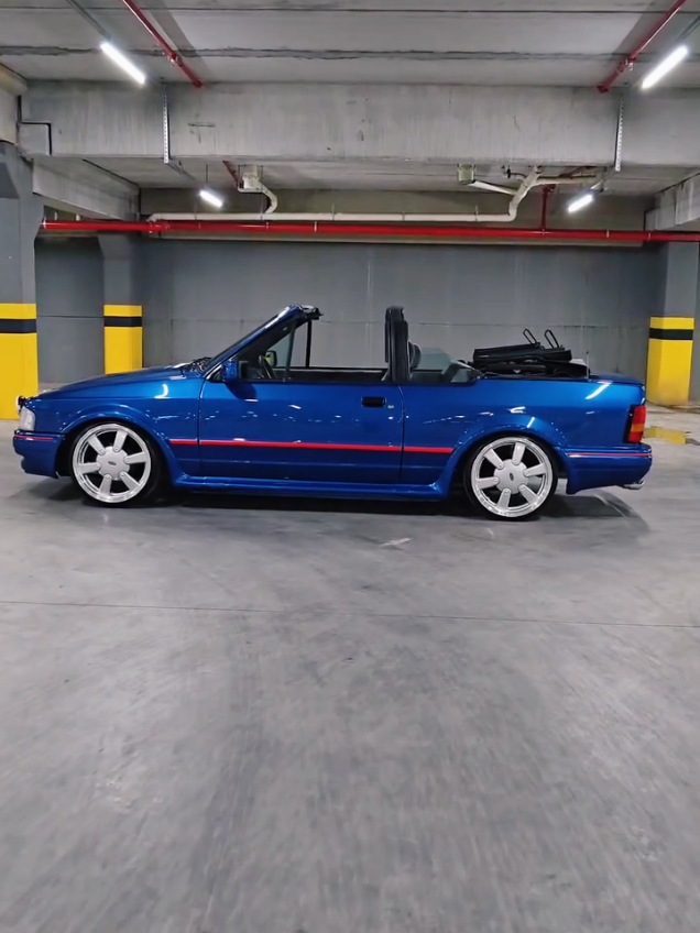 Credito do Video: Lowclassicos Escort XR3 1989 #carrosrebaixados  #carrosclassicos  #carrosdeluxo  #carrosantigos  #carroscustomizados 