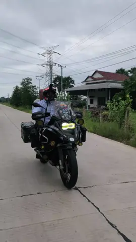 ម្លឹងៗចែ🤣🤣 #foryou 