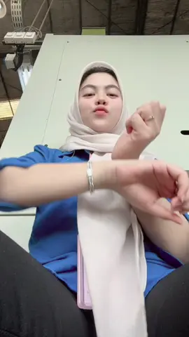 🥰#affiliate #pemulaaffiliate #kerudungjadul #parisjadul #karyawanpabrik 