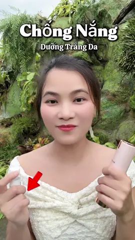 Một chiếc kem chống nắng dạng sữa được rất nhiều chị em yêu thích, nâng tông đẹp kiểm dầu kháng nước lại kiêm dưỡng da luôn xứng đáng trải nghiệm nha chị em #chongnnangnangtone #chongnang 