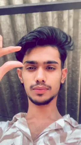 1.7m views 🐸 insta/FB/-lil_ikshan  Follow kore dio