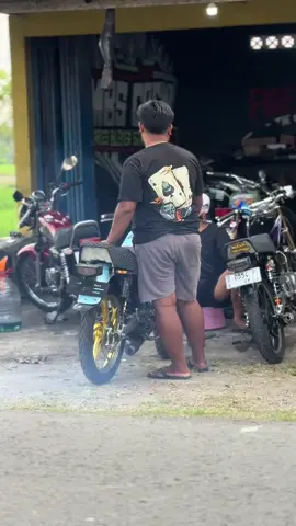 Ivent se seh suwe,ra di panasi oline gumpal kabeh 😬 #rxkingindonesia #teampedot135cc #mabesbleyersragen #bleyer135 #fypage 