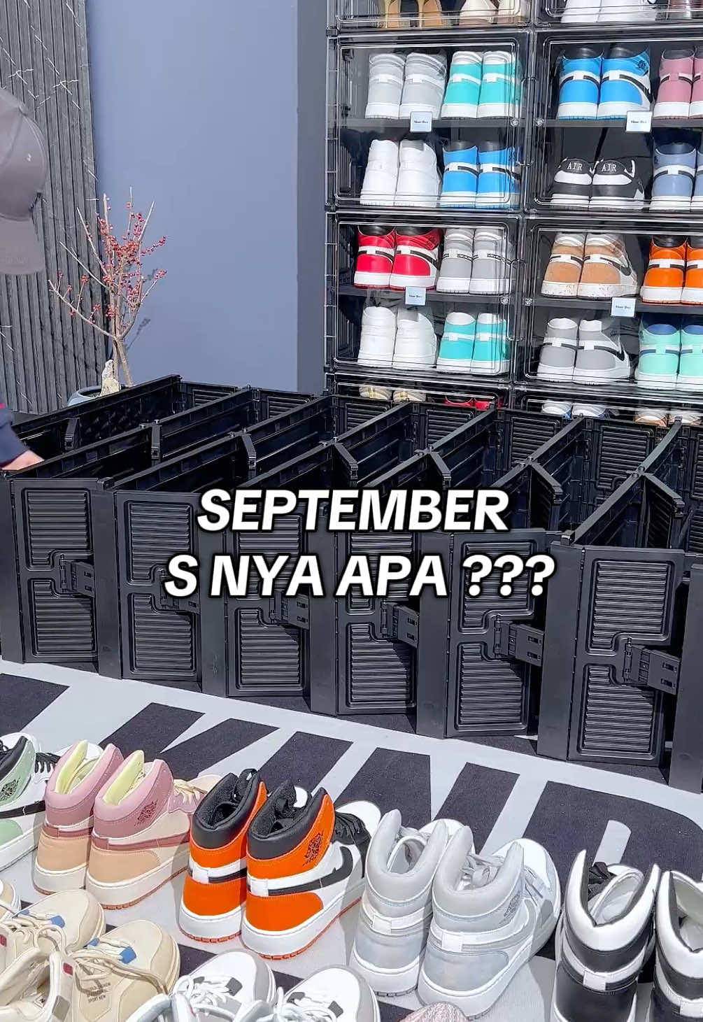 s nya sepatu disimpan yang rapiiii🫵  yuk pake rak sepatu NOOKU langsung rapi😉 #raksepatu #koleksisepatu #rakserbaguna #perabotanrumahtangga #rumahrapi 