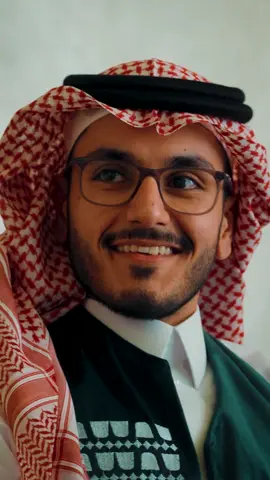 بحُـب الوطــن تباهيــنا..  و غنينـــا له بأصوات موظفيننا🇸🇦❤  دمت لنا موطـن الفخـر والعز  #عزنا_بطبعنا #اليوم_الوطني_السعودي_95
