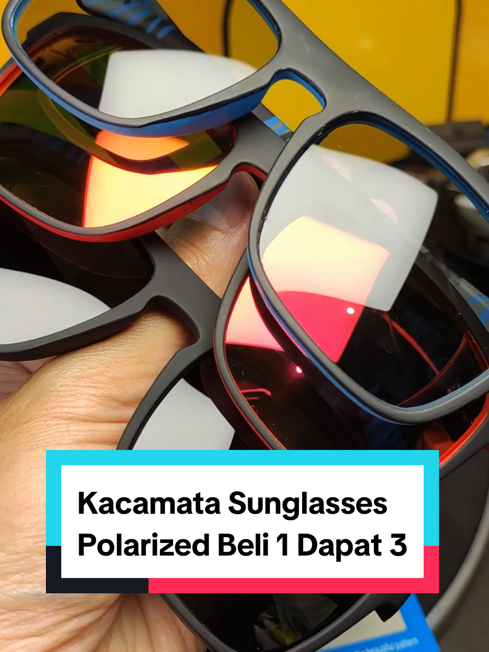 PROMO BELI 1 DAPAT 3 kacamata hitam sunglasses polarized. stok terbatas!! yang mau langsung rebutan cekout yaa 🤩 #kacamatahitammurah #sunglassesmurah #kacamatagaya  #kacamatamotor 