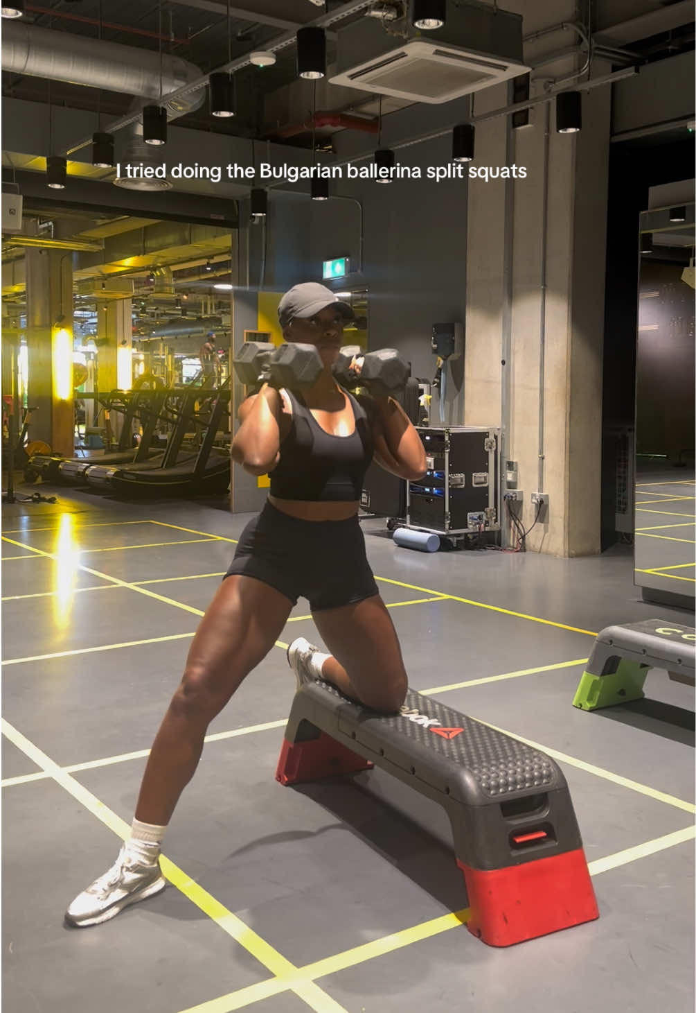 My first attempt at trying this movement for the inner thigh and glutes. It’s a good one 🔥 #bulgariansplitsquat #legexcercises #GymTok #womenwholift #FitnessLifestyle