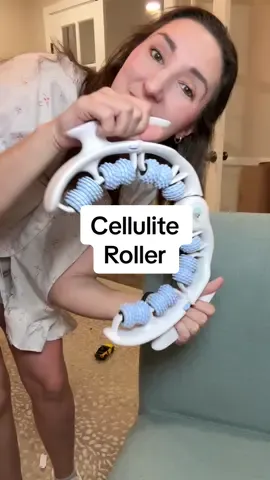 Improving cellulite, increasing blood flow, drainage lymphatic system? Yes please! #cellulite #byebyecellulite #celluliteroller #lymohaticdrainage #tiktokshoprestock 