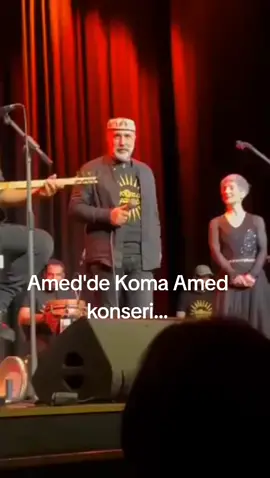 Amed'de Koma Amed konseri... 🔴Kürt müziğinin seçkin ve sevilen gruplarından biri olan Koma Amed, uzun yılların ardınan  1 Kasım 2025 tarihinde Amed'de bir konser verecek. Koma Amed'i Amedliler ile buluşturacak konser kentin ünlü Newroz alanında gerçekleştirilecek...