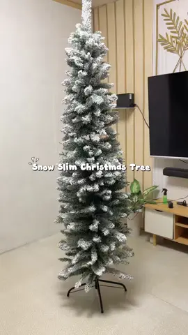 Snow Slim Christmas Tree🌲✨🤍 Napakaganda ng snow christmas tree! Pangarap ko lang to dati maka bili ng ganito kagandang christmas tree pero ngayon nakuha ko lang ng libre pa😍❤️ #christmastree #fyp #christmas #creatorsearchinsights #ornaments 