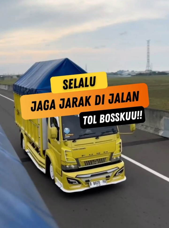 kenceng boleh tapi tetap jaga jarak yaa bosku🔥 #truk #truklovers #trukmaniaindonesia #truk_oleng 