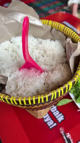 @Dapurngeunahteuing pliss yg mau kesini jangan wekeend ngantri bgt😭😍 #fyp #subang #dapurngeunahteing #dapurngeunahteuing #ciatersubang 