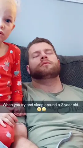 Dad is too tired taking care of the child 😂😂😂#baby #funny #dad #dadsoftiktok #funnyvideos #funnydad #fly 