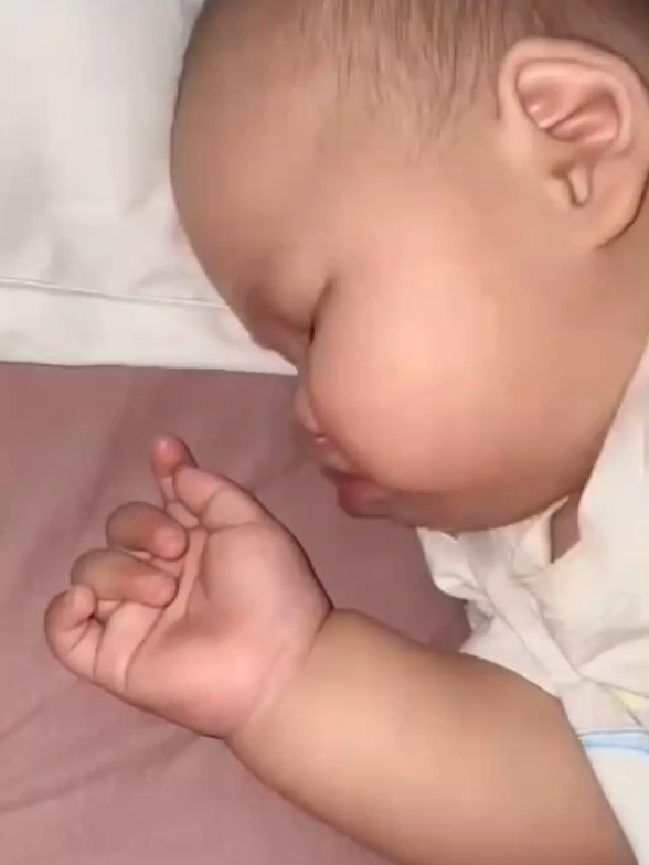 #baby #babiesoftiktok #fyp 