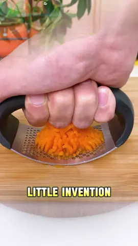 Manual Garlic Press with Handle! Stainless Steel Rolling Design;Etiquetas:#fyp #tiktokshop #GarlicPress #KitchenUtensil #stainlesssteelkitchen 