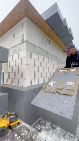 This Trick Cuts Heat Bills by 40%#fyp #foryoupage #knowledge #architecture #europelife 