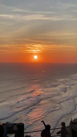 besok sama kamu ya hehehe #bukitsoka #parangtritis #wisatajogja #4u 