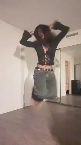 LMAO THE ENDING + UGH THIS DANCE AND SONG IS SO AHHHHHH #fyp #viral #blowthisup #dance #rahtitouillee 