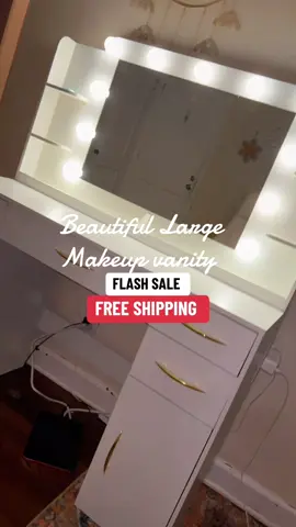 Es una belleza 😍 #makeupvanity #vanitymirror #vanity #roomdecor 