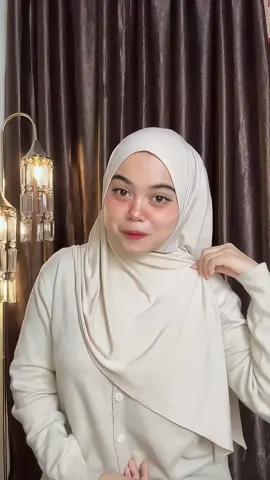 Siapa nih yang belum koleksi warna biscuitnya? 😍 #hijabinstan 