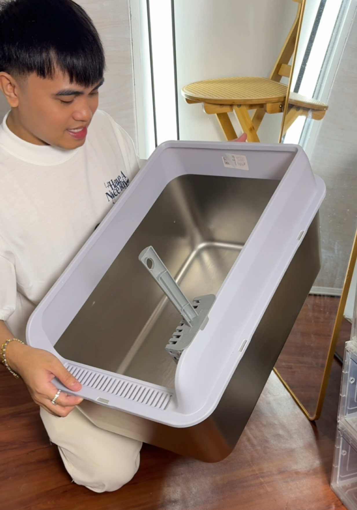 Replying to @Kaloy Montillano daming size na available kaya i-go na ang stainless steel litter box kaysa mapamahal pa in the future. #catlitterbox #litterbox #stainlesscatlitterbox 