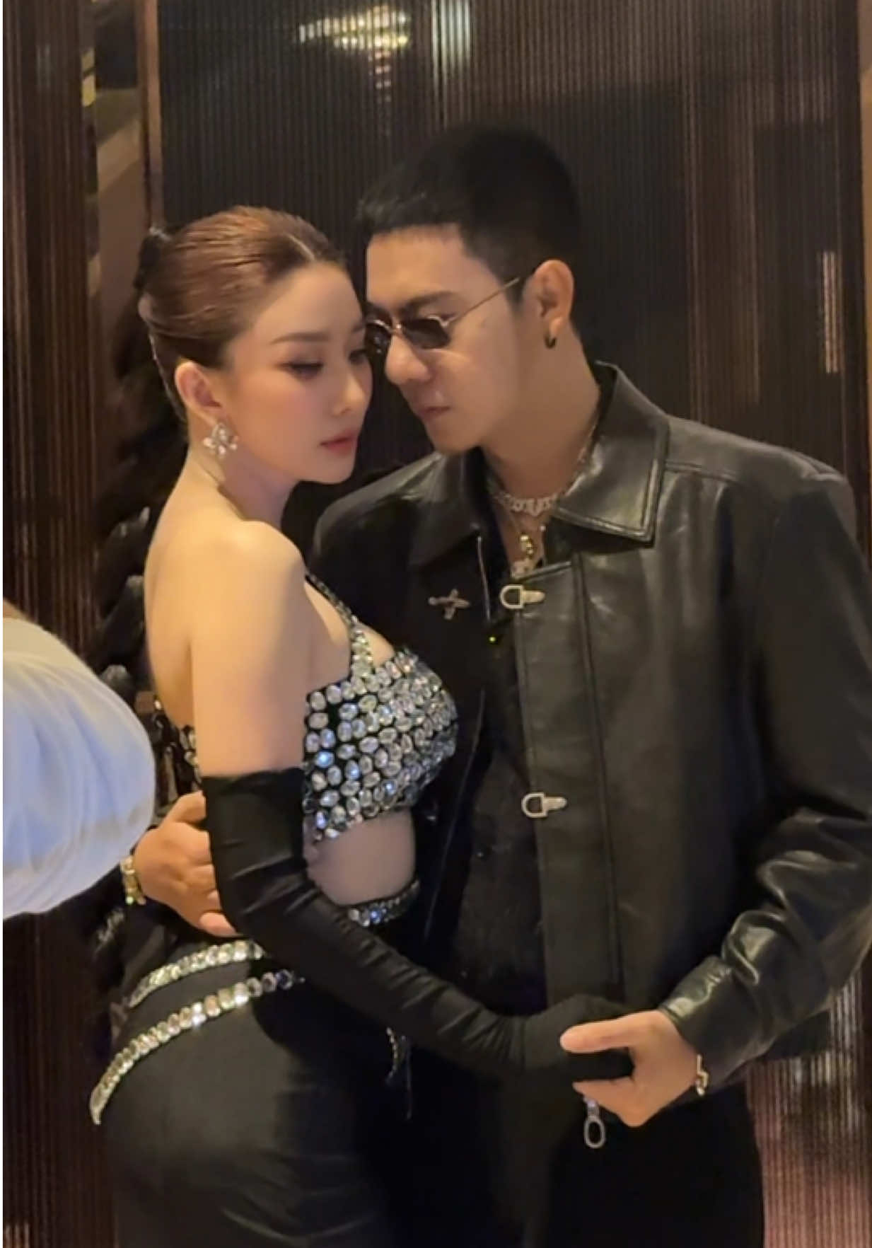 VOYAH ပွဲတက်အမှတ်တရလေး🤭#VOYAHAMYANMAR #EV #fyp #nansuyatisoe #photoshoot 