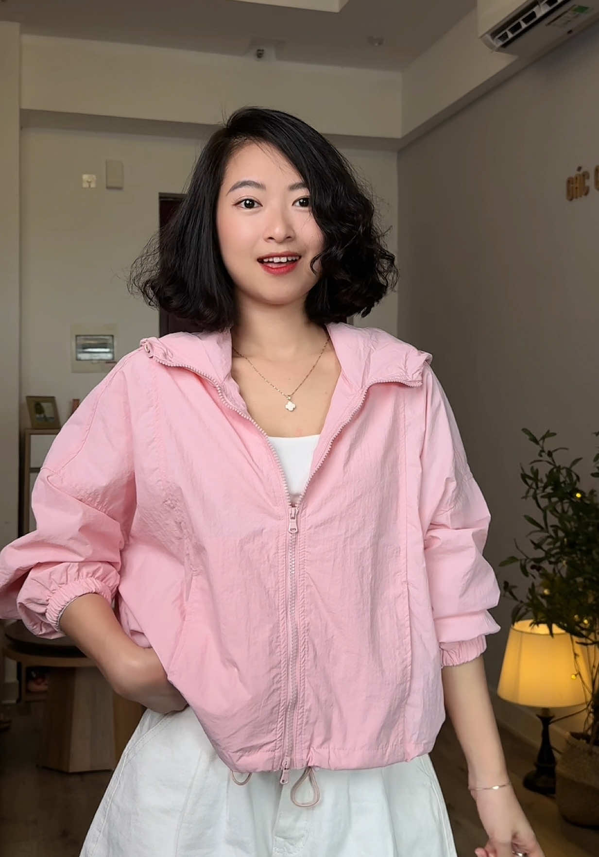 Một chiếc áo khoác gió tớ thích đến nỗi mua đủ 3 màu #aokhoacgio #aokhoacgionu #aogionu #aokhoacdu #traphamm56 